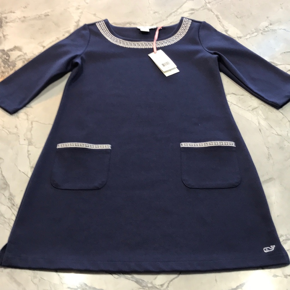 NWT Vineyard Vines Embroidered Dress